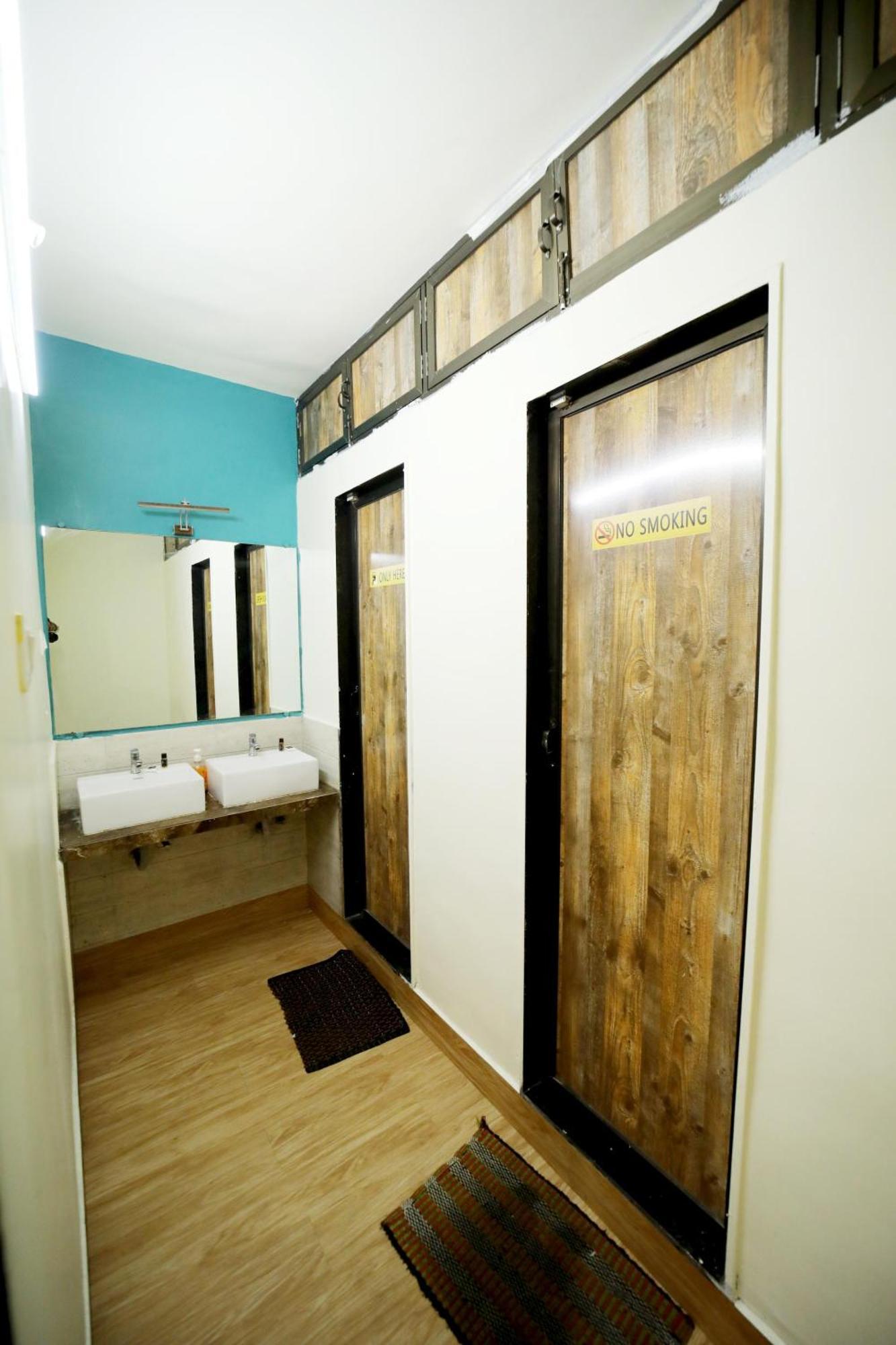 Social Hubz Hostel Bombaj Zewnętrze zdjęcie
